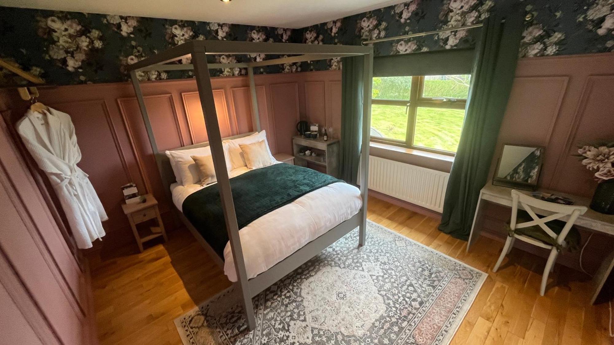 Carnbore House Bnb Бушмилс Экстерьер фото