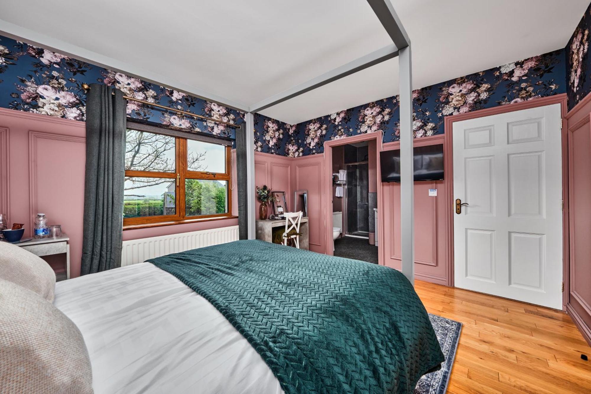Carnbore House Bnb Бушмилс Экстерьер фото